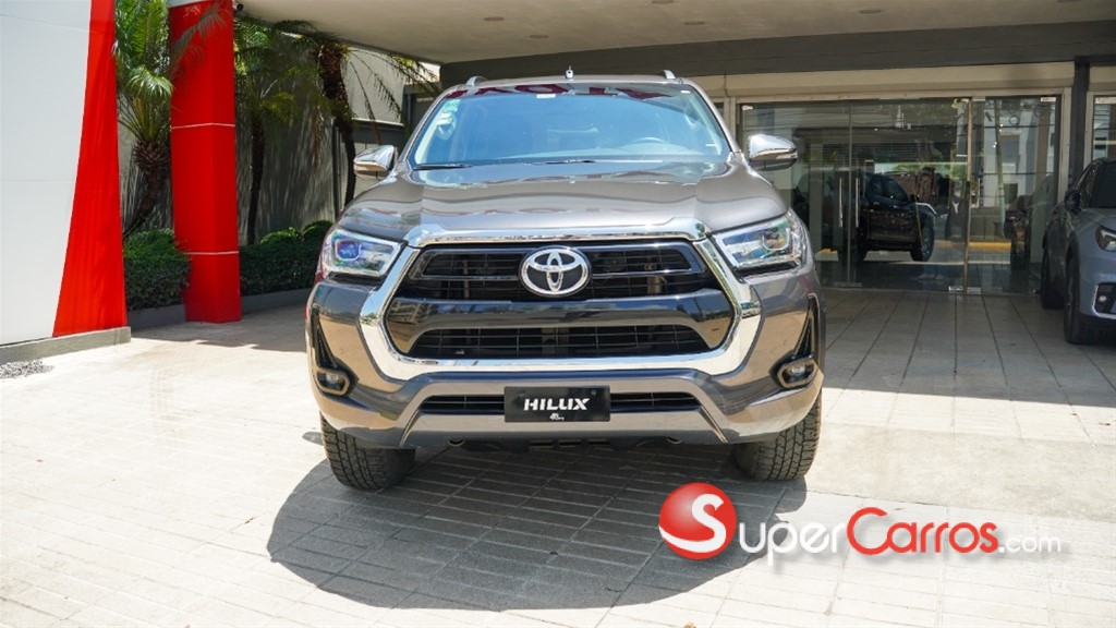 2022 Toyota Hilux SRX — foto 2 / 12