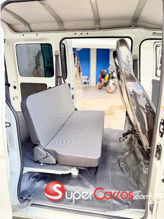 2022 Daihatsu Hijet Minivan — foto 10 / 12