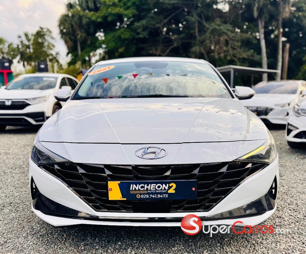 2021 Hyundai Avante Luxury — foto 3 / 10