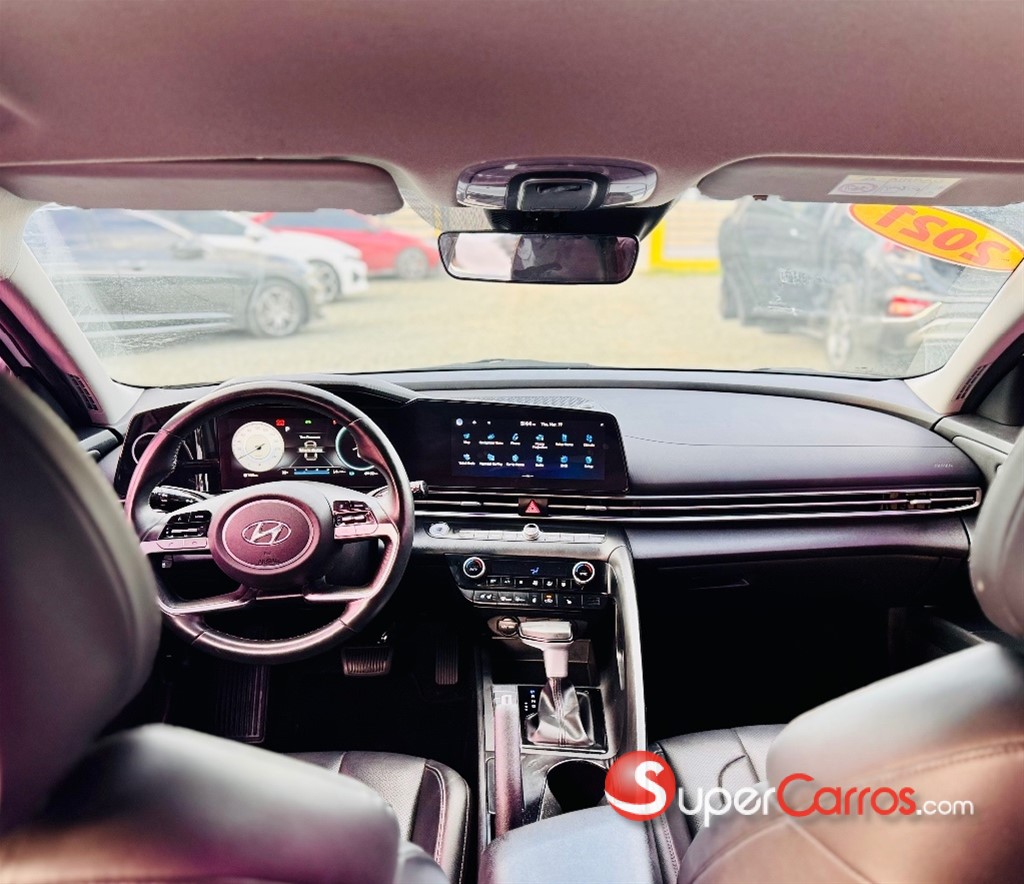 2021 Hyundai Avante Luxury — foto 7 / 10
