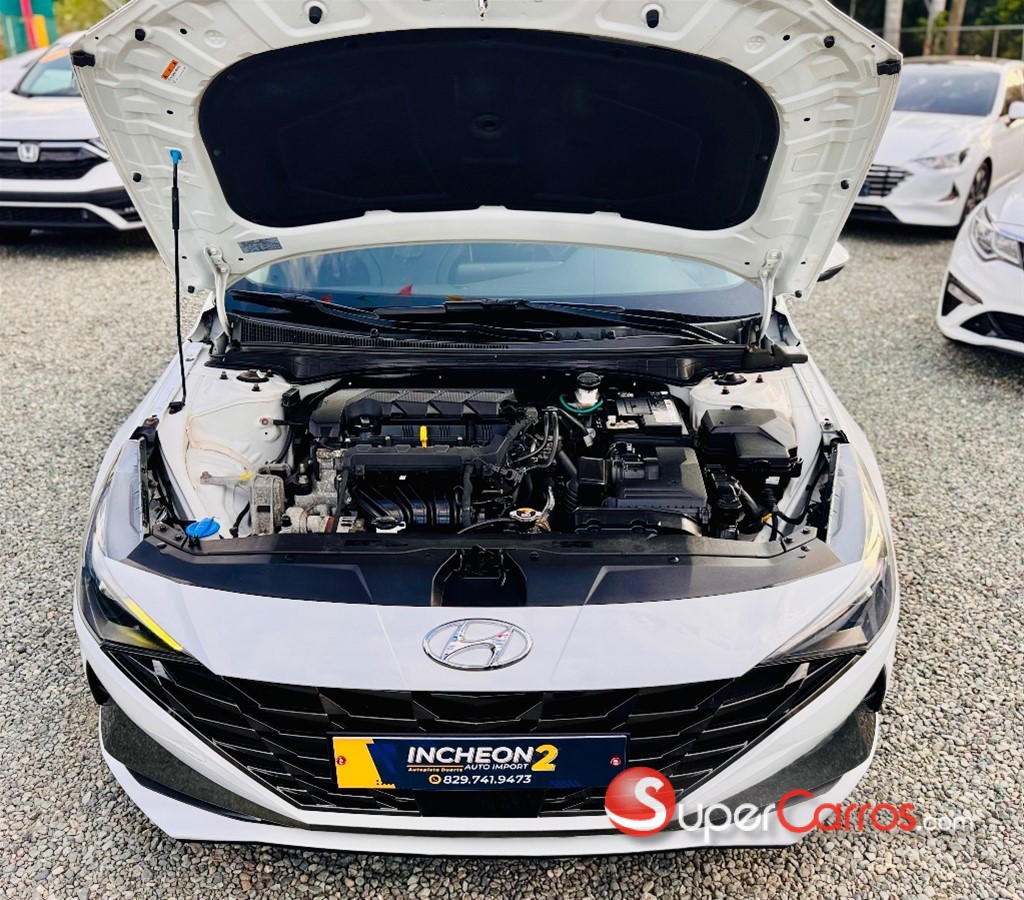 2021 Hyundai Avante Luxury — foto 10 / 10