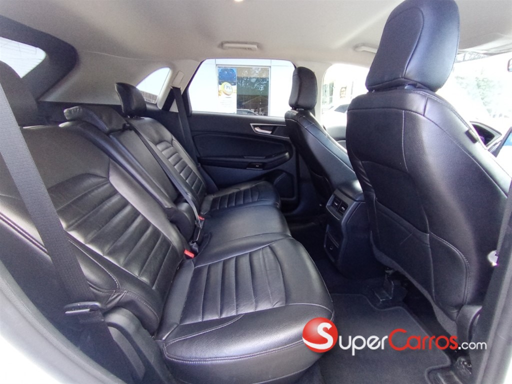 2022 Ford EDGE Ecoboost — foto 10 / 12