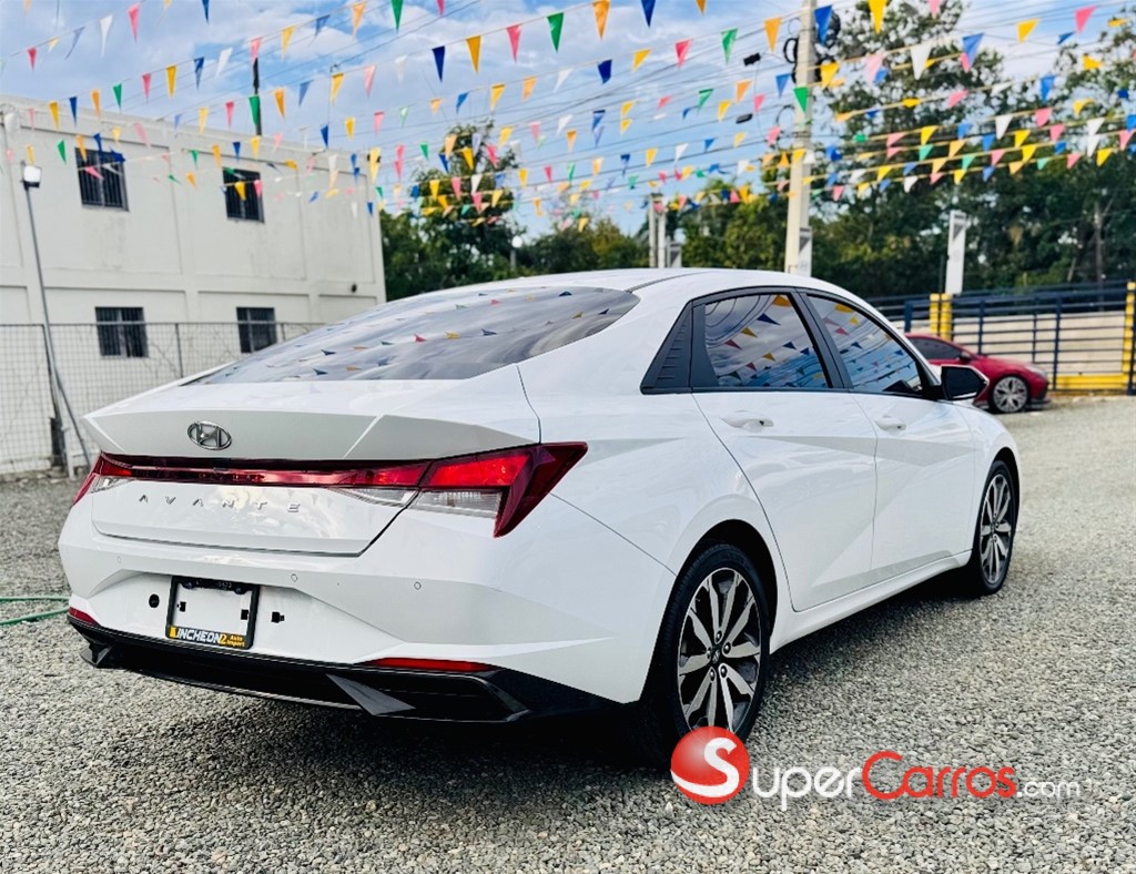 2021 Hyundai Avante LPI — foto 4 / 10