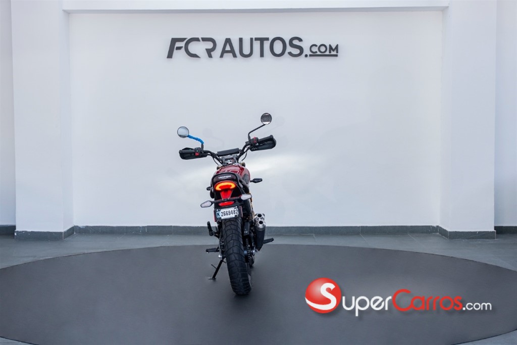 2025 Triumph Motorcycles — foto 7 / 12