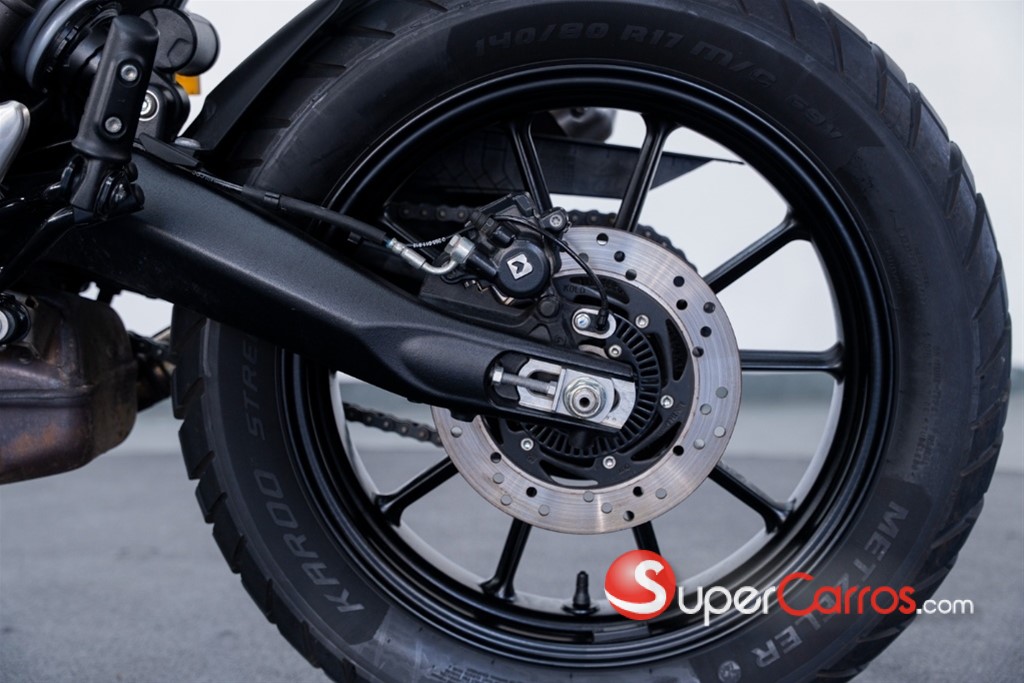 2025 Triumph Motorcycles — foto 10 / 12