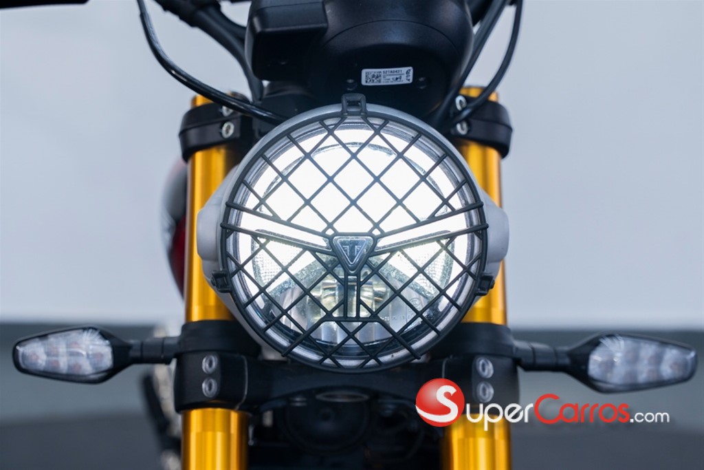 2025 Triumph Motorcycles — foto 12 / 12