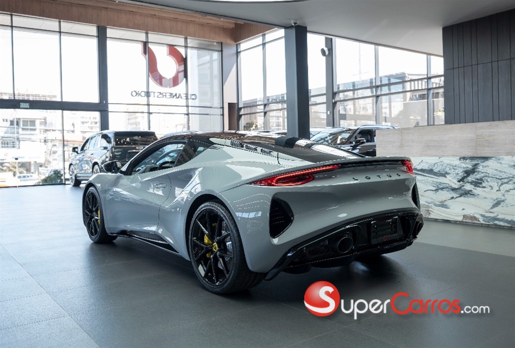 2025 Lotus Emira — foto 5 / 12