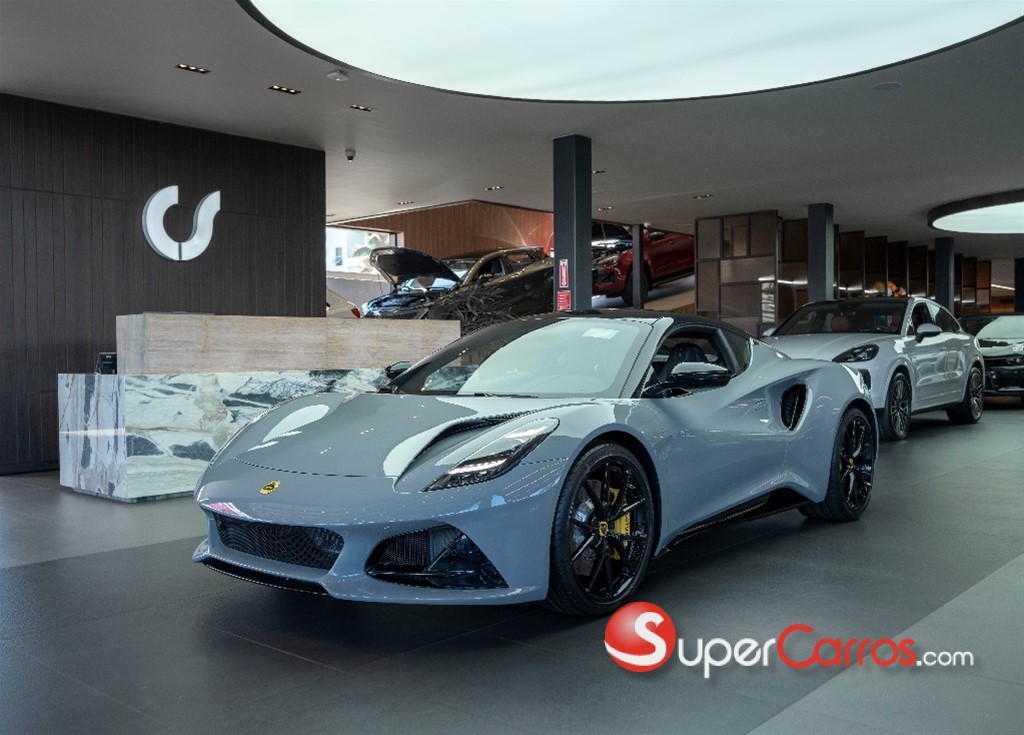 2025 Lotus Emira — foto 7 / 12
