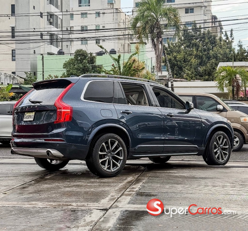 2018 Volvo XC90 Momentum T5 — foto 2 / 10