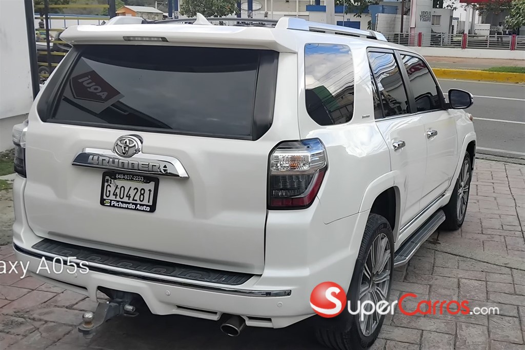 2014 Toyota 4 Runner Limited — foto 4 / 7