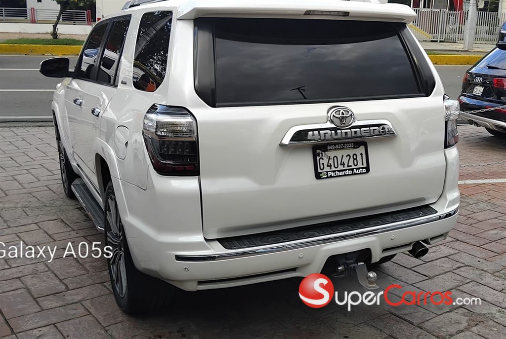 2014 Toyota 4 Runner Limited — foto 5 / 7
