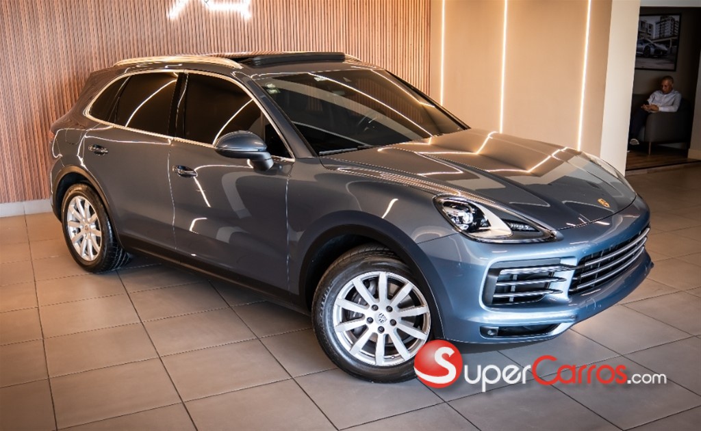 2019 Porsche Cayenne — foto 2 / 9