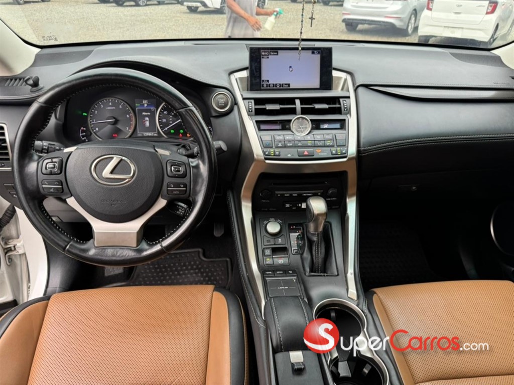 2016 Lexus NX 200T — foto 5 / 12
