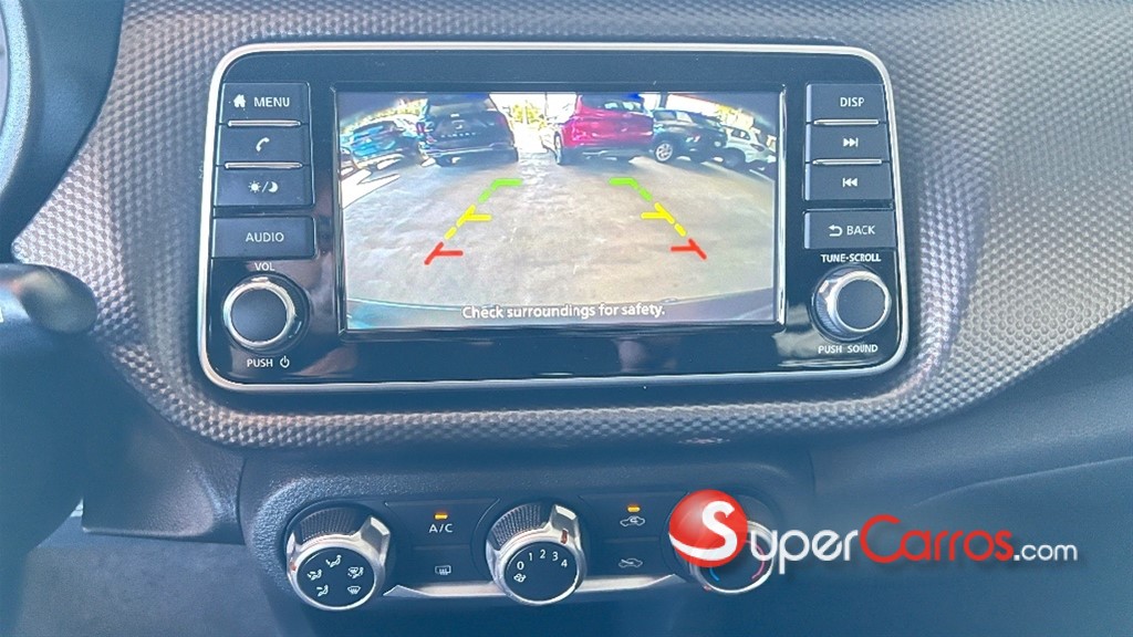 2020 Nissan Kicks — foto 10 / 10