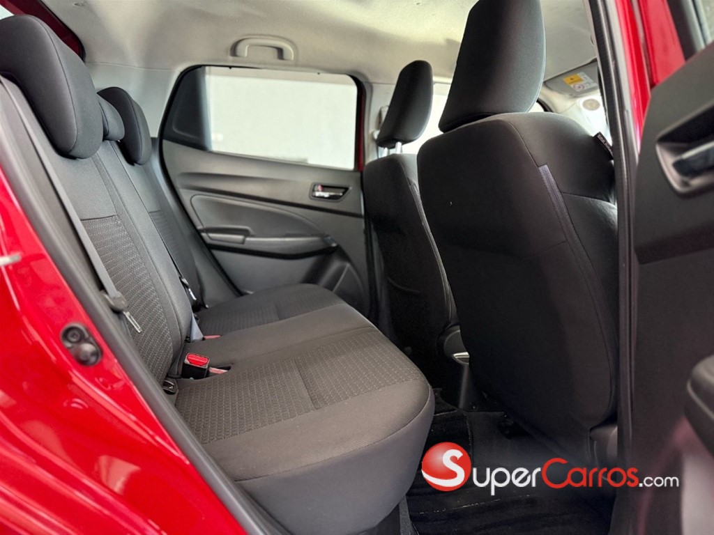 2019 Suzuki Swift — foto 7 / 9