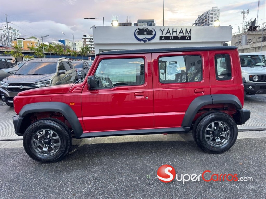 2027 Suzuki Jimny GLX — foto 4 / 12