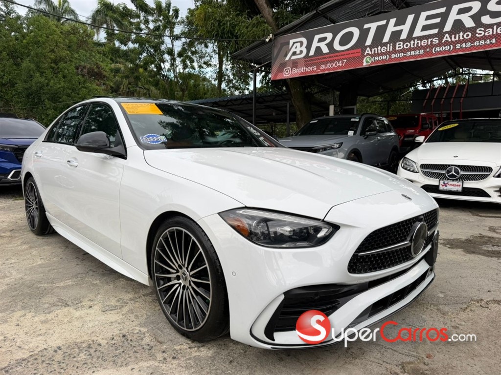 2022 Mercedes-Benz Clase C 300 AMG 4Matic