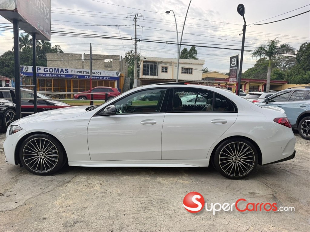 2022 Mercedes-Benz Clase C 300 AMG 4Matic — foto 7 / 12