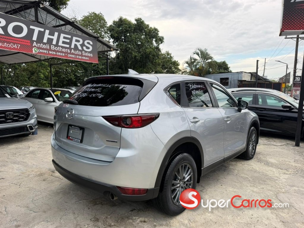 2020 Mazda CX-5 Touring — foto 5 / 12