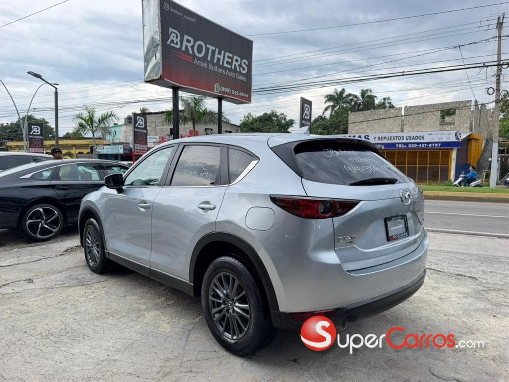 2020 Mazda CX-5 Touring — foto 7 / 12