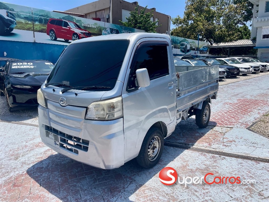 2017 Daihatsu Hijet — foto 3 / 8