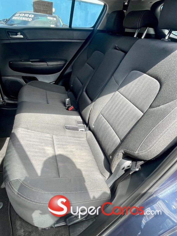 2022 Kia Sportage — foto 8 / 10