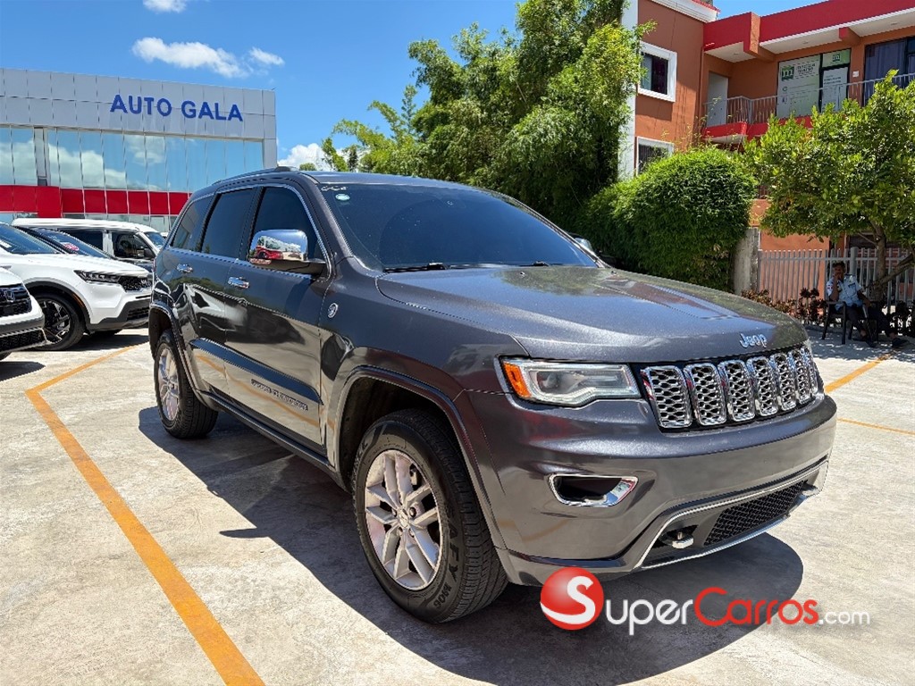 2018 Jeep Grand Cherokee Overland — foto 1 / 9
