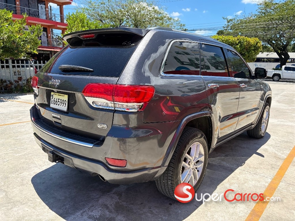 2018 Jeep Grand Cherokee Overland — foto 5 / 9