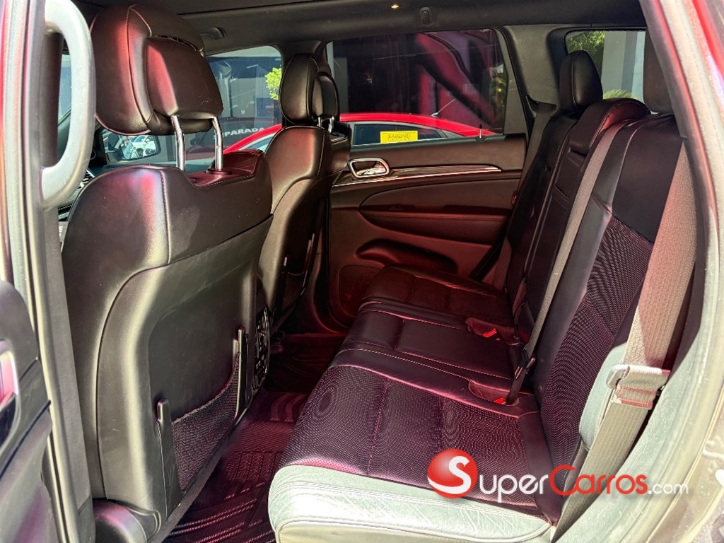 2018 Jeep Grand Cherokee Overland — foto 7 / 9