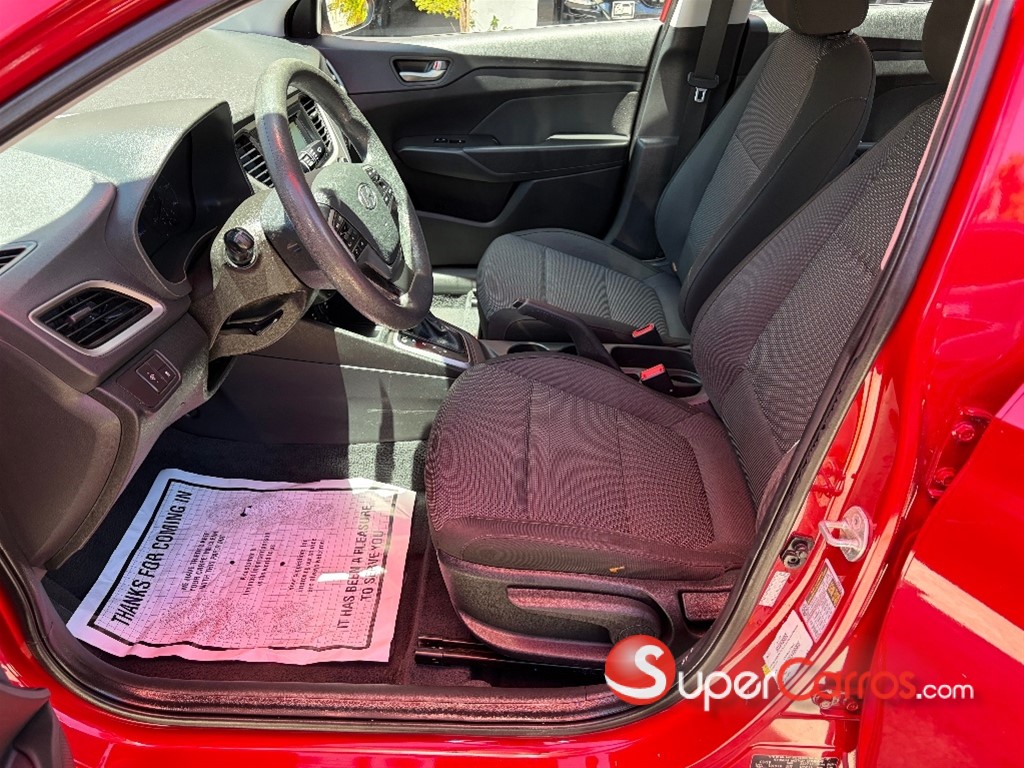 2020 Hyundai Accent SE — foto 9 / 9
