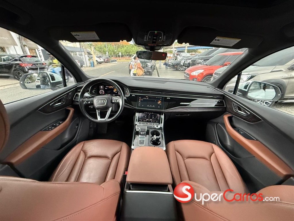 2021 Audi Q7 Premiun Plus — foto 8 / 12