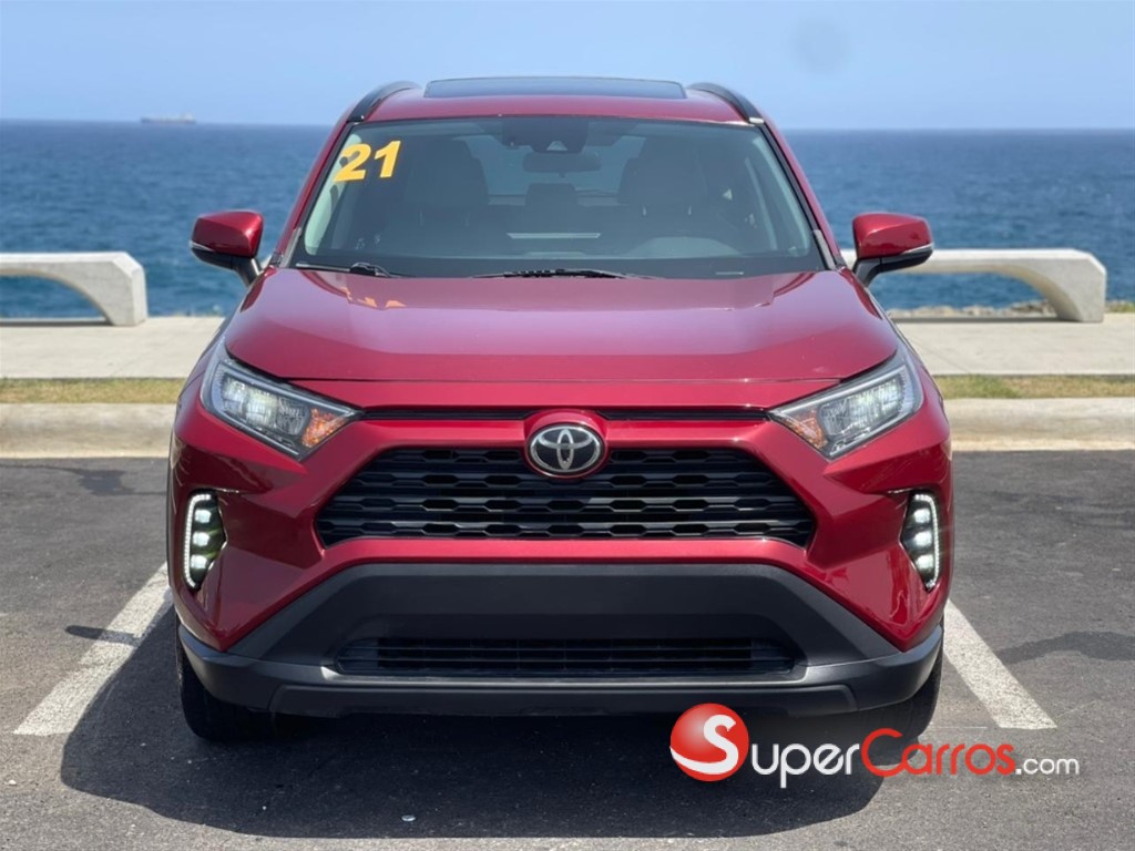 2021 Toyota RAV4 XLE Premium — foto 9 / 9