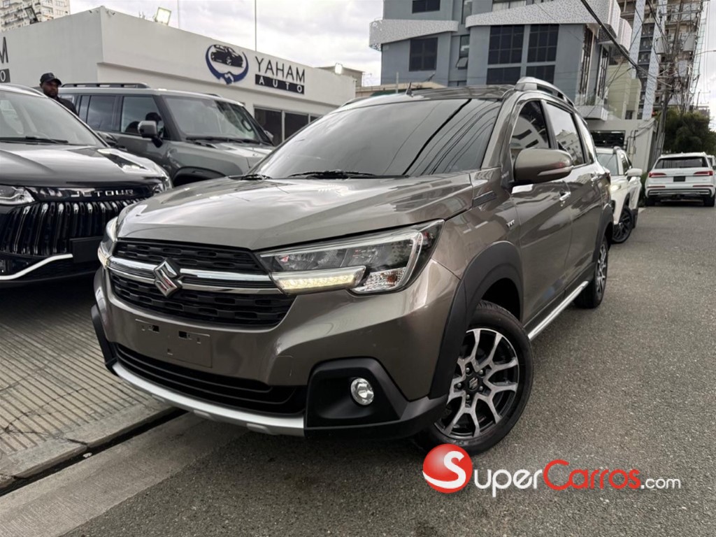 2023 Suzuki XL7 GLX