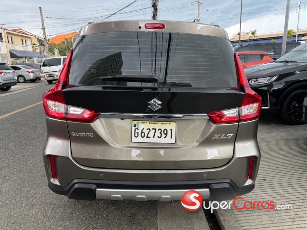 2023 Suzuki XL7 GLX — foto 6 / 12