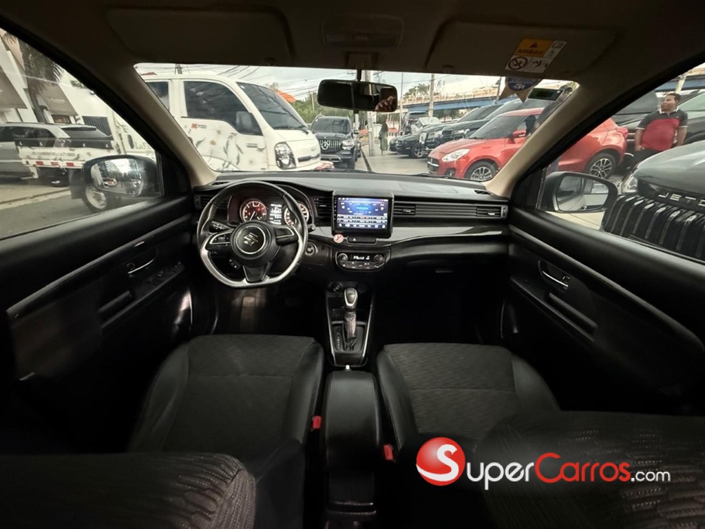 2023 Suzuki XL7 GLX — foto 8 / 12