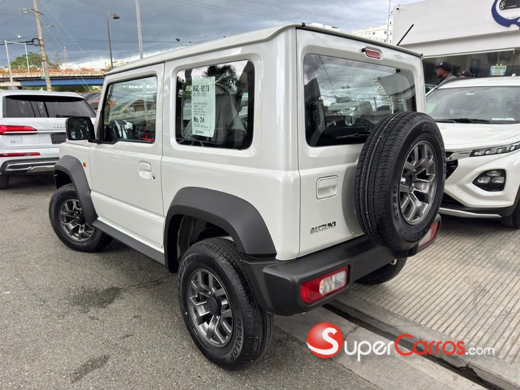 2026 Suzuki Jimny GLX — foto 7 / 12