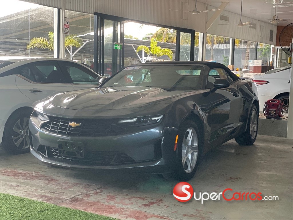 2021 Chevrolet Camaro LT Convertible — foto 4 / 6