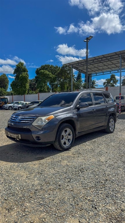 2009 Suzuki XL7 — foto 9 / 9