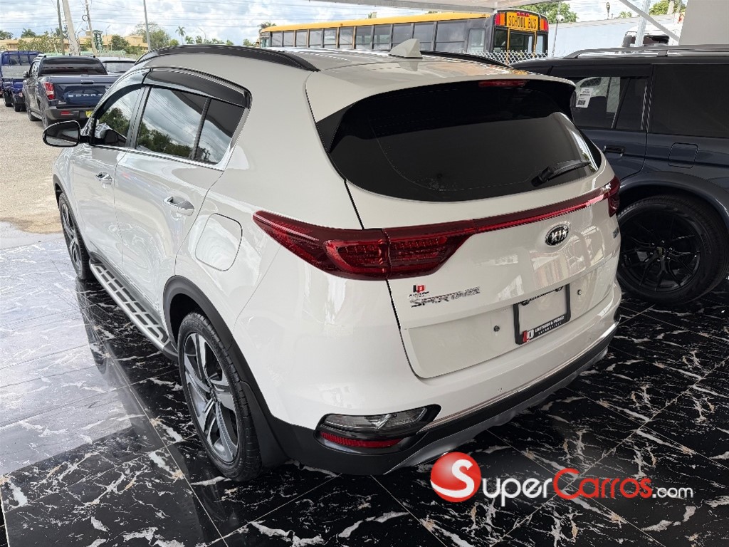 2020 Kia Sportage CRDI — foto 6 / 9