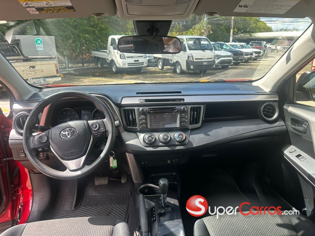 2017 Toyota RAV4 LE — foto 7 / 8