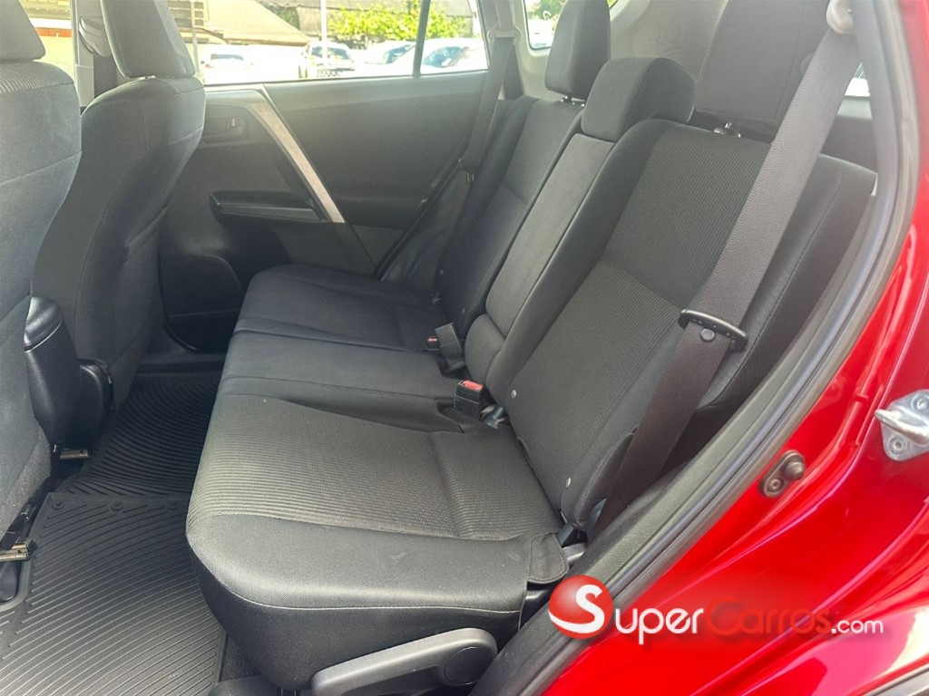 2017 Toyota RAV4 LE — foto 8 / 8