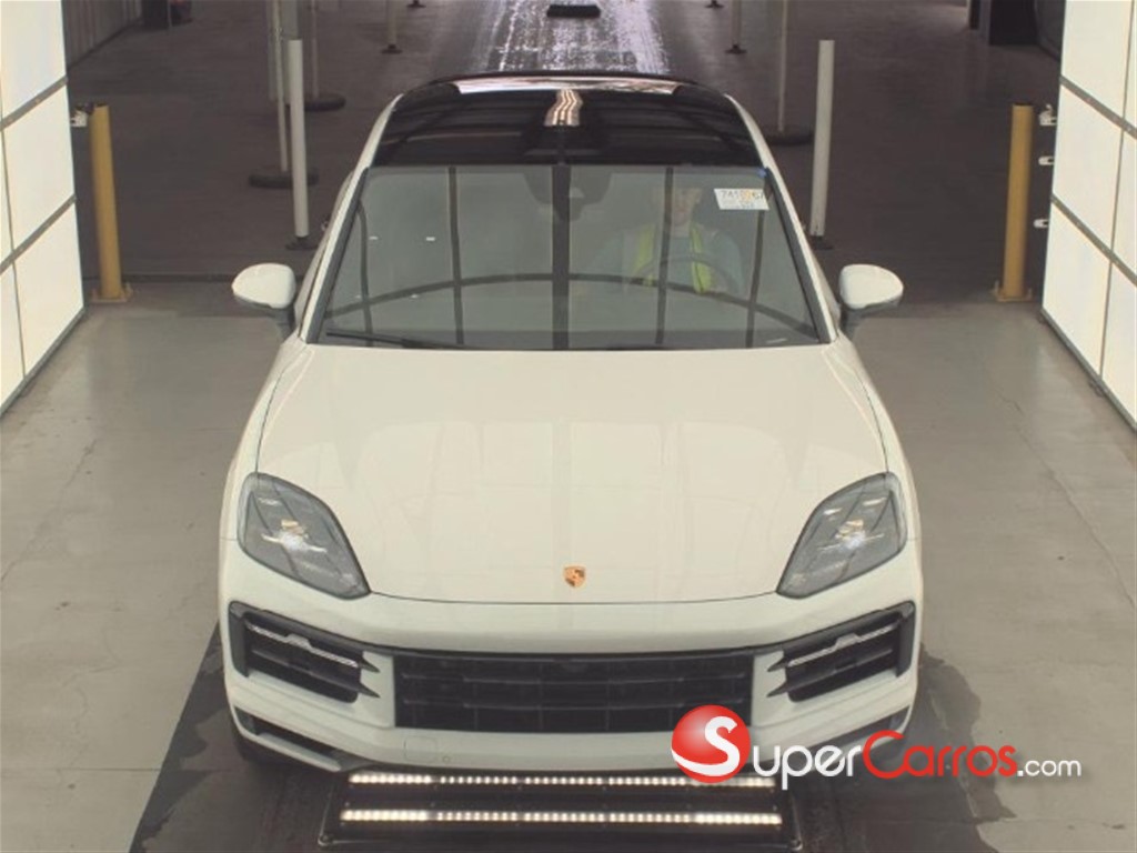 2024 Porsche Cayenne Coupe S — foto 3 / 12