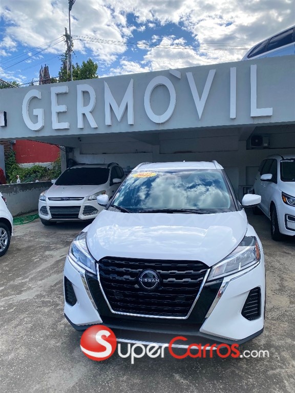 2022 Nissan Kicks SV — foto 4 / 10