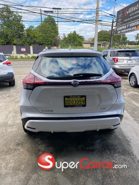 2022 Nissan Kicks SV — foto 6 / 10