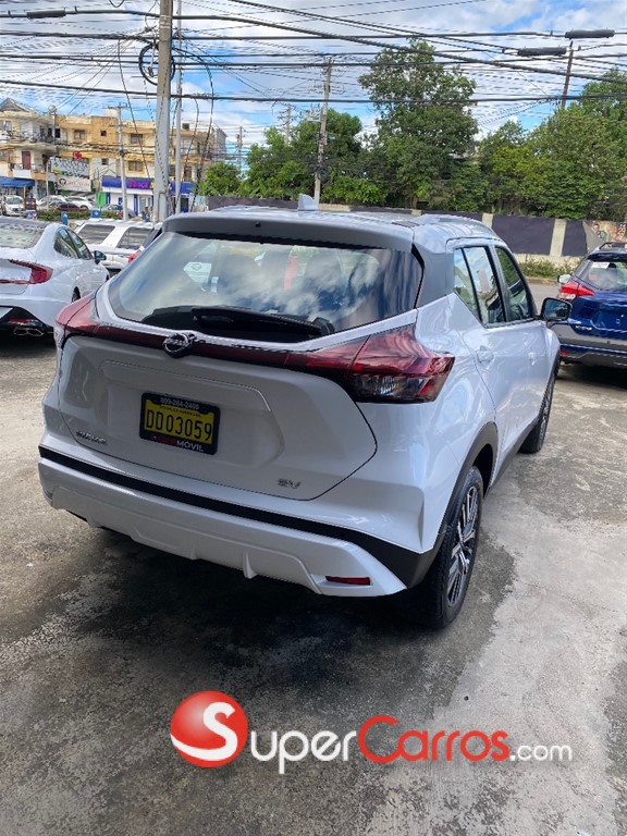 2022 Nissan Kicks SV — foto 7 / 10