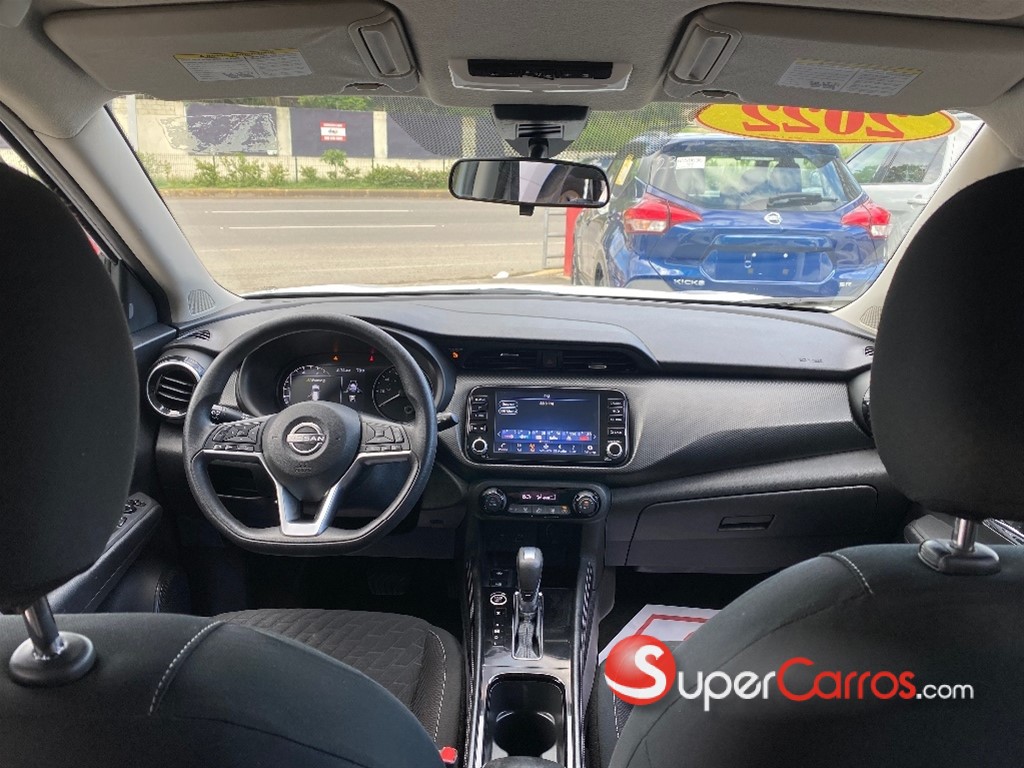 2022 Nissan Kicks SV — foto 8 / 10