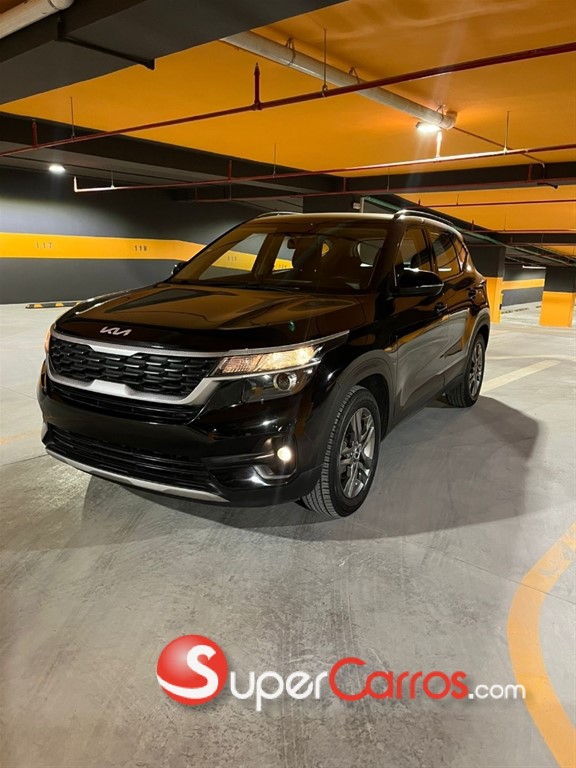 2023 Kia Seltos EX