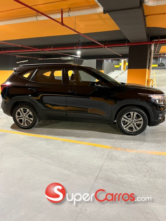 2023 Kia Seltos EX — foto 4 / 7