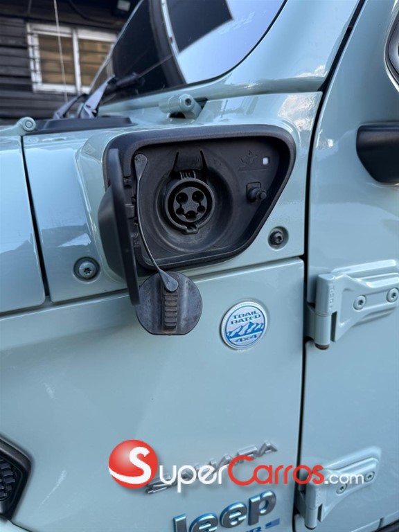 2023 Jeep Wrangler Sahara 4xe — foto 9 / 11