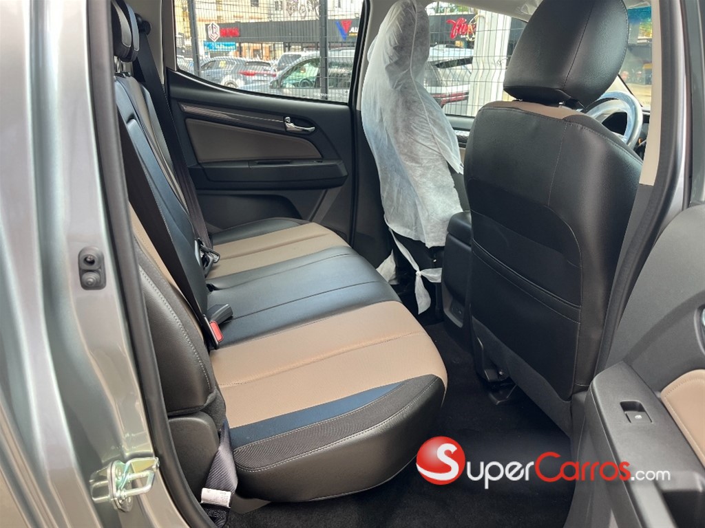 2026 Chevrolet Colorado Highcountry — foto 2 / 11